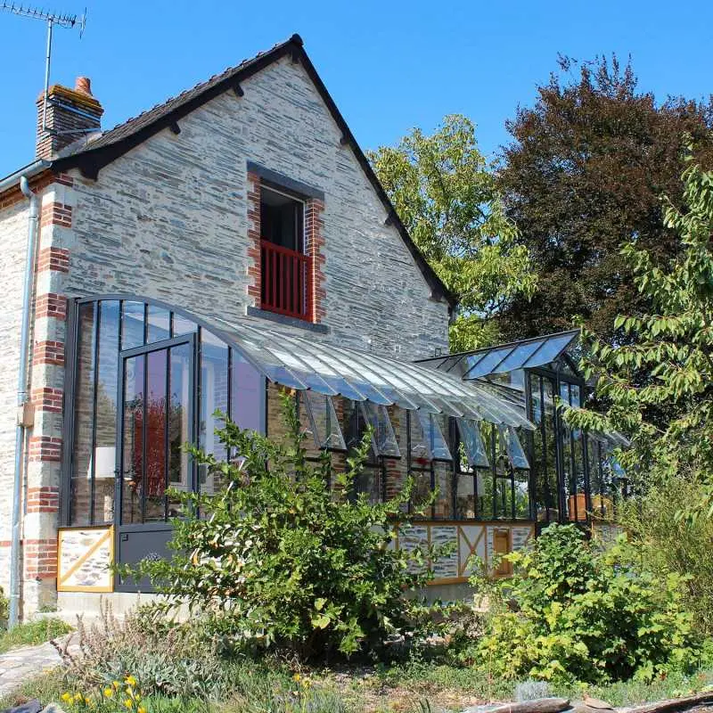 Serre à l'ancienne MONTESQUIEU largeur 2.80 m sur muret
