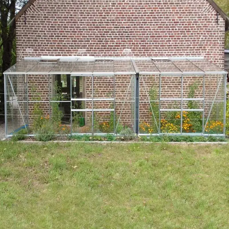 Serre de jardin LAMS Mélissa 4,90 m², coloris aluminium naturel, verre trempé 3 mm