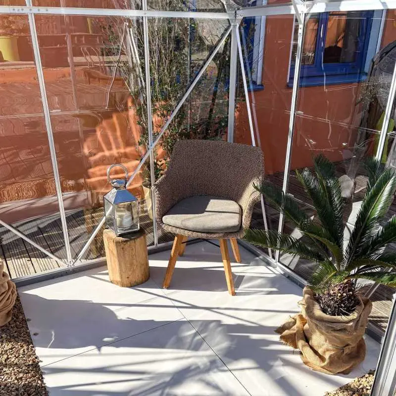 Serre de jardin LAMS Laurus 4,90 m², coloris aluminium naturel, verre trempé 3 mm