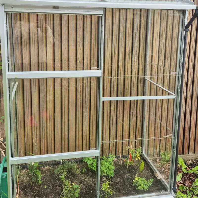 Serre de jardin LAMS Mélissa 0,90 m², coloris aluminium naturel, verre trempé 3 mm