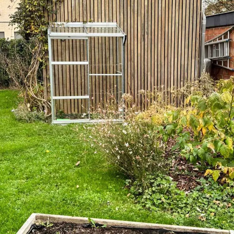 Serre de jardin LAMS Mélissa 0,90 m², coloris aluminium naturel, verre trempé 3 mm