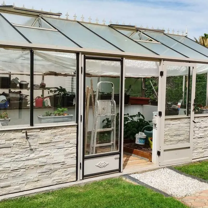 Serre LUXIA sur muret largeur 3,09 m