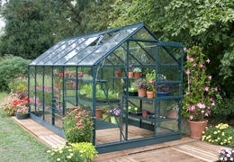 8 manières originales d'utiliser votre serre de jardin toute l'année !